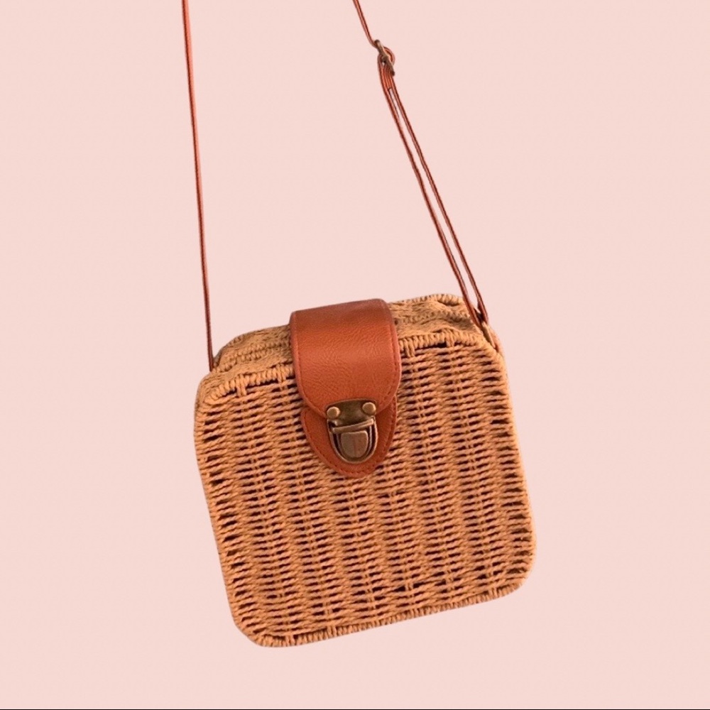 Straw Crossbody Bag